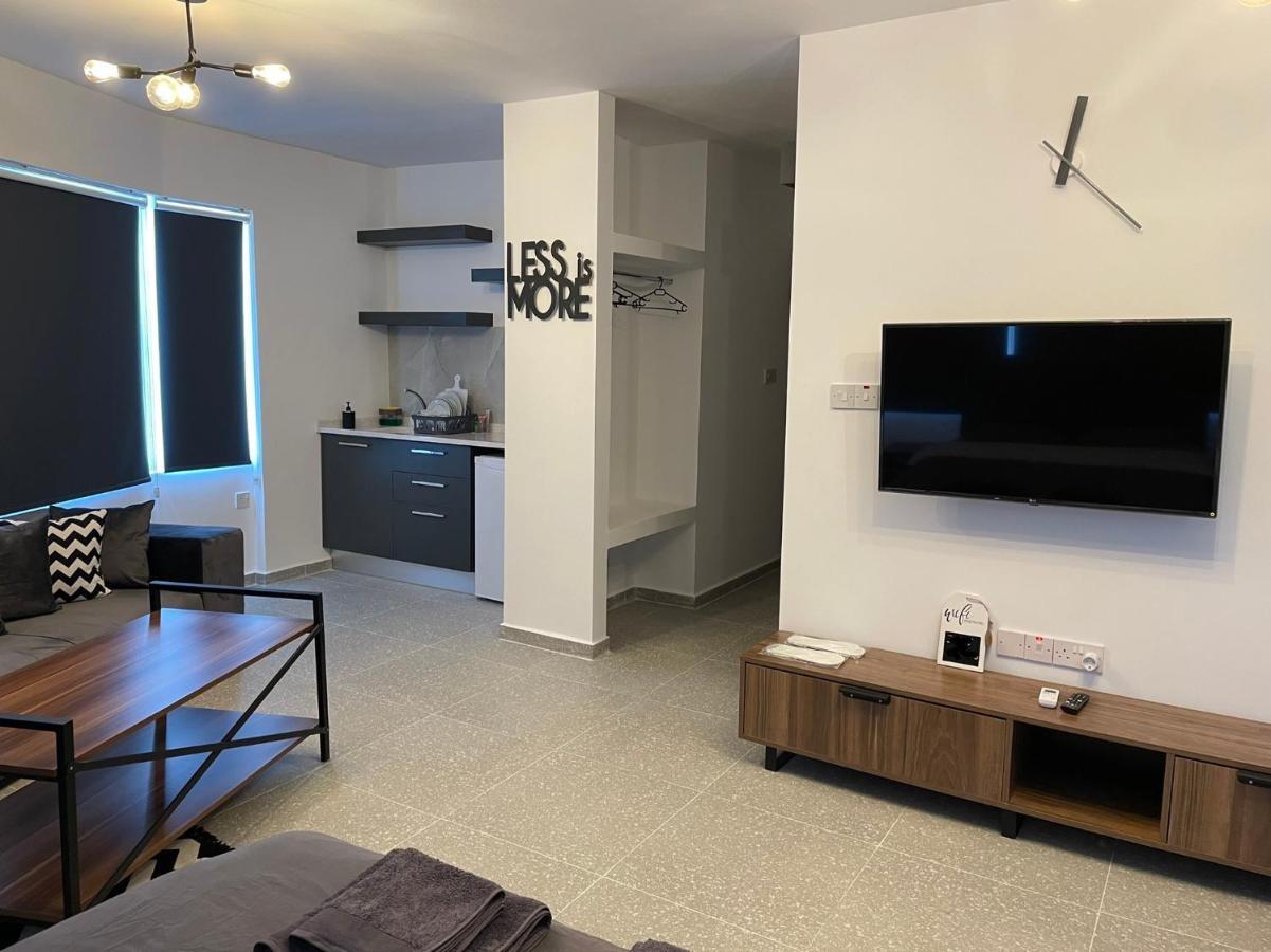 Mr. Studio In Ortakoy , North Nicosia + Wifi + Netflix Apartment Exterior photo